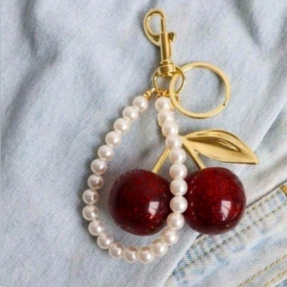 ✨NWT Sparkly Cherry 🍒 faux Pearl keychain charm C-closure pendant purse wallet - Picture 2 of 4